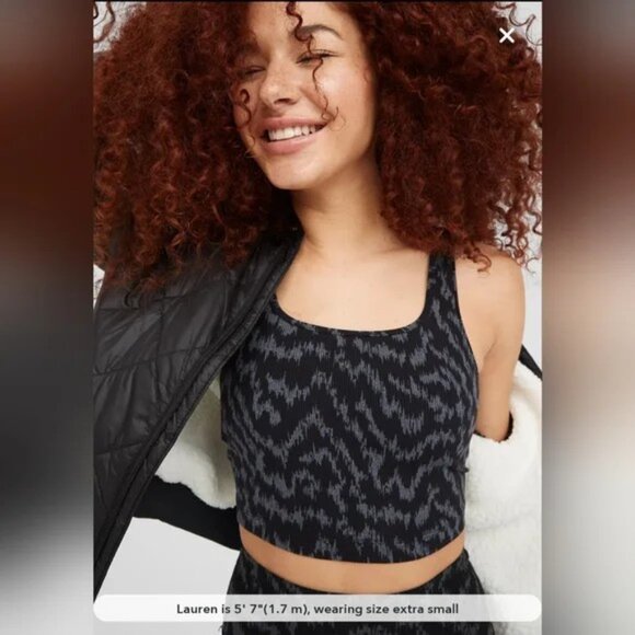 "NWT" Offline By Aerie Ribbed Square Neck Longline Sports Bra-‎ Size Medium - Picture 1 of 10